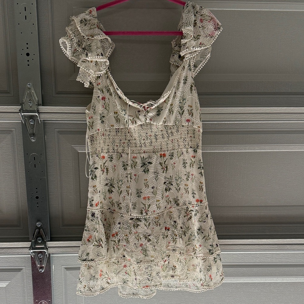 Alice + Olivia Cream Floral Ruffle Blouse